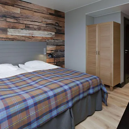 Club Kuusamon Tropiikki Hotelli 4*