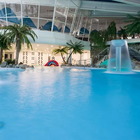 Club Kuusamon Tropiikki 4*