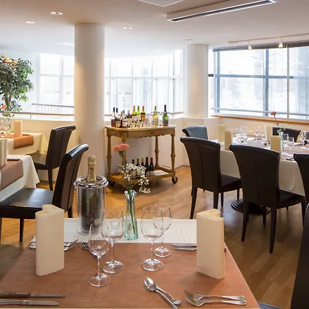 Club Kuusamon Tropiikki Hotelli 4*