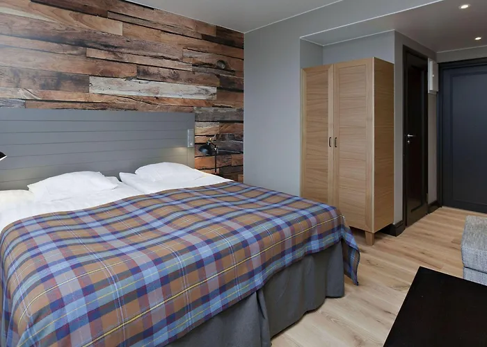 Club Kuusamon Tropiikki Hotel 4*